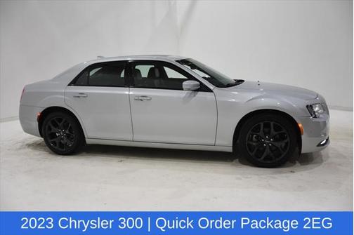2023 Chrysler 300 S