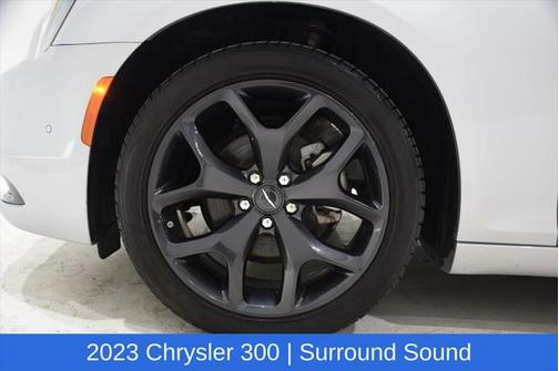 2023 Chrysler 300 S