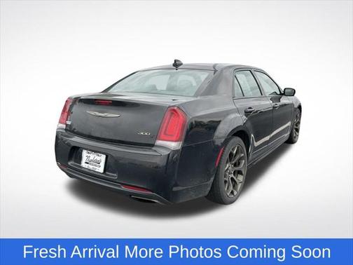 2019 Chrysler 300 S