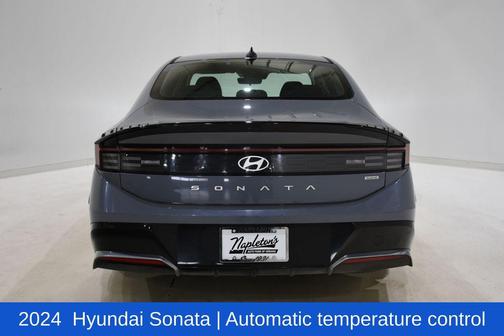 2024 Hyundai SONATA Hybrid SE