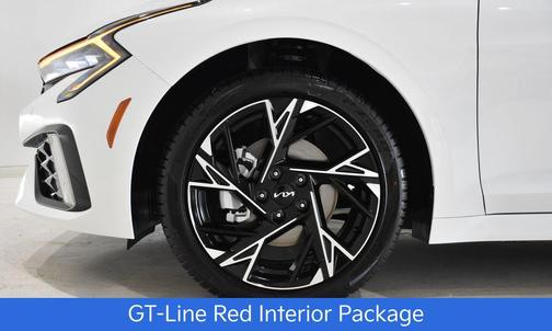 Snow White Pearl 2026 Kia K5 GT-Line