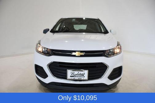 Summit White 2020 Chevrolet Trax LS