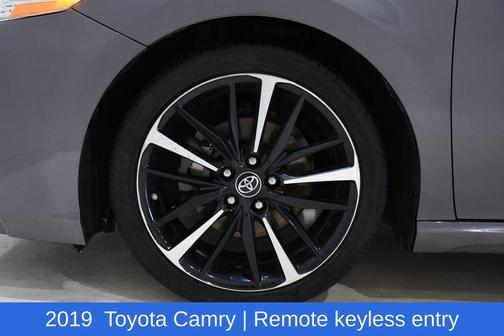 2019 Toyota Camry XSE