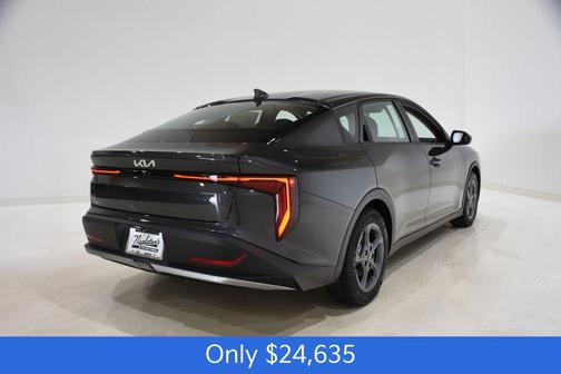 Interstellar Gray 2026 Kia K4 LXS
