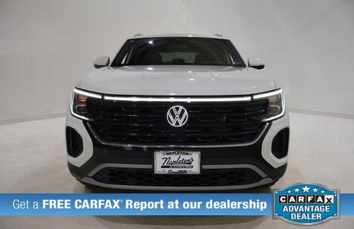 2025 Volkswagen Atlas Cross Sport 2.0T SE w/Technology 4MOTION