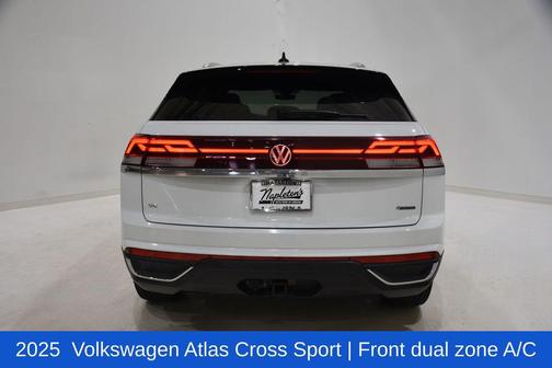 2025 Volkswagen Atlas Cross Sport 2.0T SE w/Technology 4MOTION