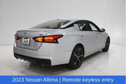 2023 Nissan Altima SR FWD