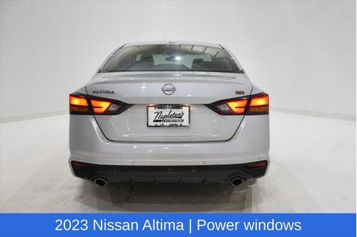 2023 Nissan Altima SR FWD