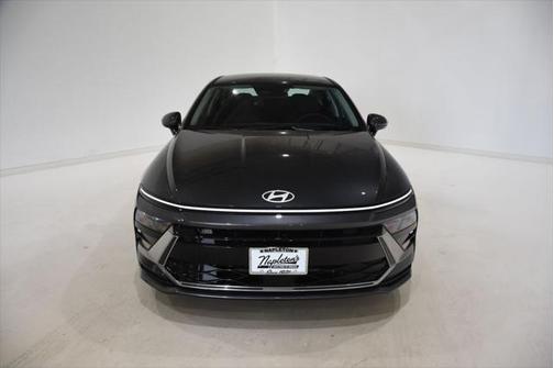 2025 Hyundai SONATA Hybrid SE