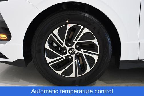 2026 Hyundai SONATA Hybrid Base