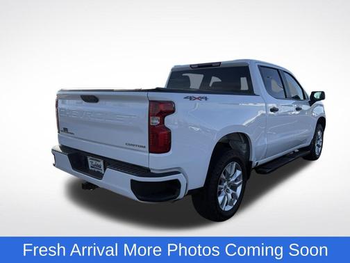 2022 Chevrolet Silverado 1500 Custom