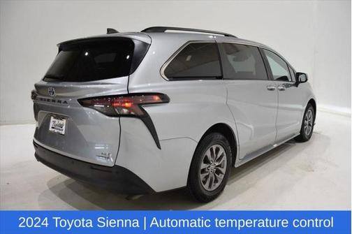 2024 Toyota Sienna XLE