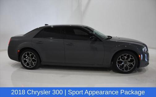 2018 Chrysler 300 Touring