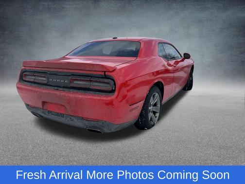 2015 Dodge Challenger SXT