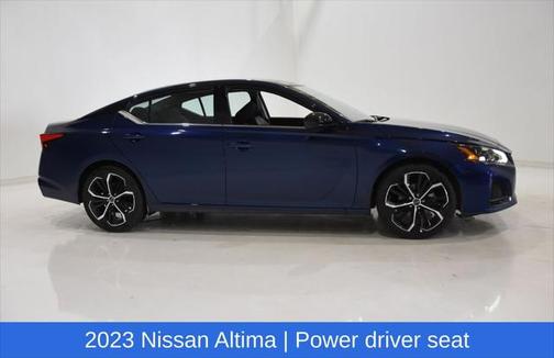 2023 Nissan Altima SR FWD