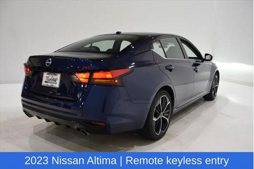 2023 Nissan Altima SR FWD