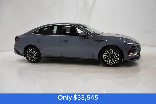 2026 Hyundai SONATA Hybrid SE