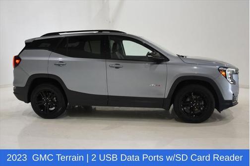 2023 GMC Terrain AWD AT4