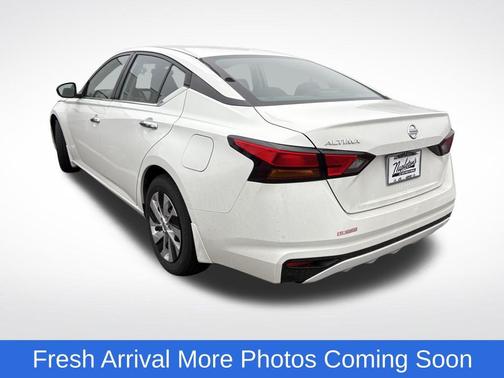 2022 Nissan Altima S FWD