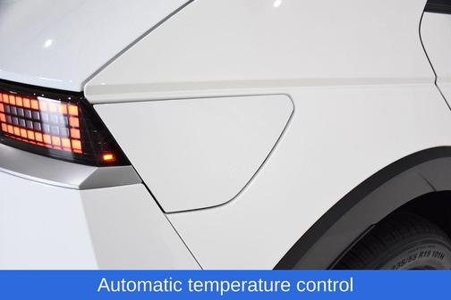 2025 Hyundai IONIQ 5 SE