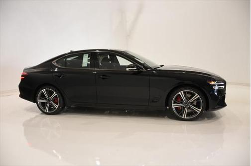 2025 Genesis G70 3.3T AWD Sport Advanced