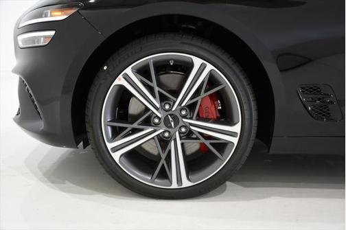 2025 Genesis G70 3.3T AWD Sport Advanced