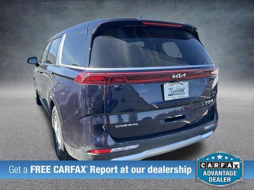 Deep Chroma Blue 2024 Kia Carnival LX