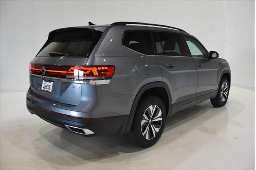 2025 Volkswagen Atlas 2.0T SE