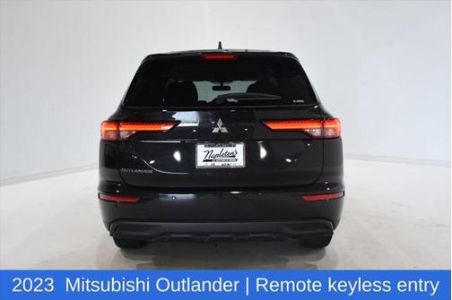2023 Mitsubishi Outlander ES 2.5 S-AWC