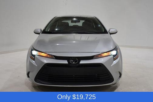 Classic Silver Metallic 2024 Toyota Corolla LE