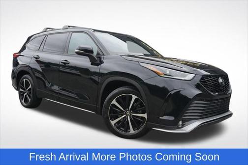 2022 Toyota Highlander XSE