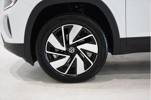 2025 Volkswagen Atlas 2.0T SE w/Technology 4MOTION
