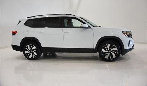 2025 Volkswagen Atlas 2.0T SE w/Technology 4MOTION