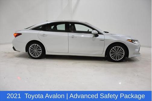 2021 Toyota Avalon Hybrid Limited