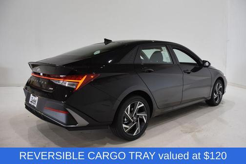 2025 Hyundai ELANTRA HEV SEL Sport