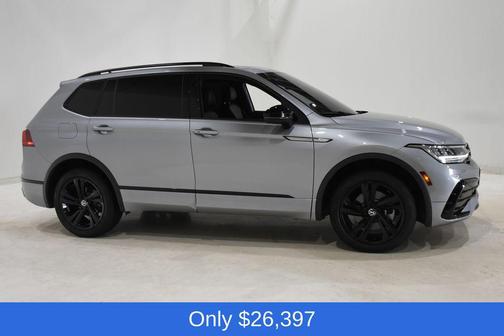 Pyrite Silver Metallic 2024 Volkswagen Tiguan 2.0T SE R-Line Black 4MOTION