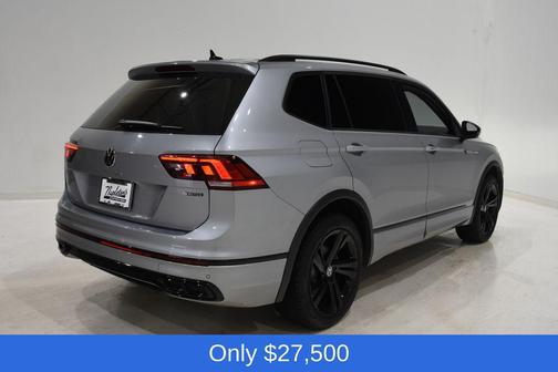 Pyrite Silver Metallic 2024 Volkswagen Tiguan 2.0T SE R-Line Black 4MOTION