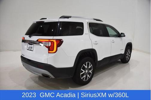 2023 GMC Acadia FWD SLT