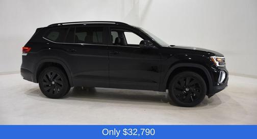 Deep Black Pearl 2025 Volkswagen Atlas 2.0T SE w/Technology
