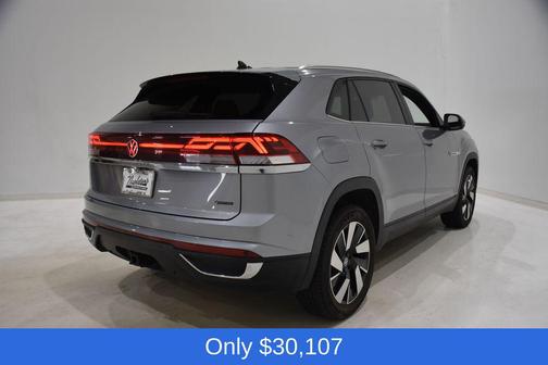 Silver Mist Metallic 2025 Volkswagen Atlas Cross Sport 2.0T SE w/Technology 4MOTION