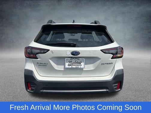 Crystal White Pearl 2021 Subaru Outback Base