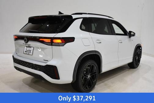 opal white pearl 2026 Volkswagen Tiguan 2.0T SE R-Line Black 4MOTION
