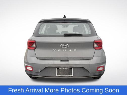 2020 Hyundai VENUE SE