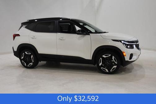 Clear White/Black Roof 2026 Kia Seltos SX