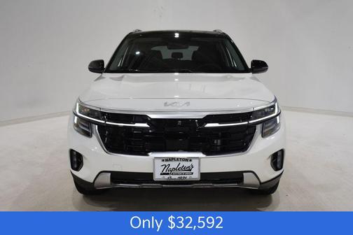 Clear White/Black Roof 2026 Kia Seltos SX