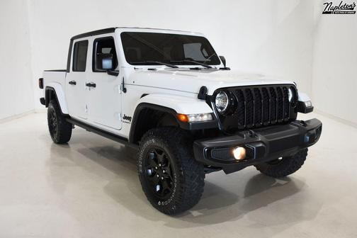 2022 Jeep Gladiator Willys 4x4