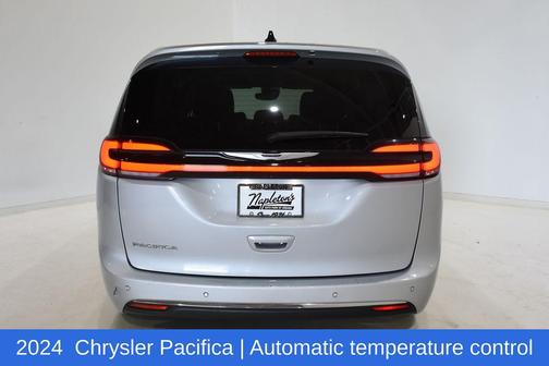 Silver Mist Clearcoat 2024 Chrysler Pacifica Touring L