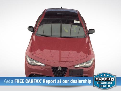 Alfa Rosso 2024 Alfa Romeo Giulia AWD