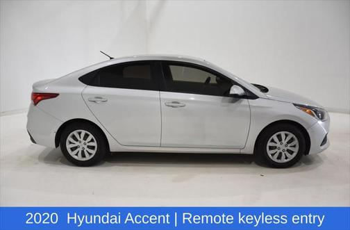 2020 Hyundai Accent SE