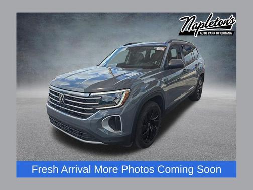 Pure Gray 2025 Volkswagen Atlas 2.0T SE w/Technology